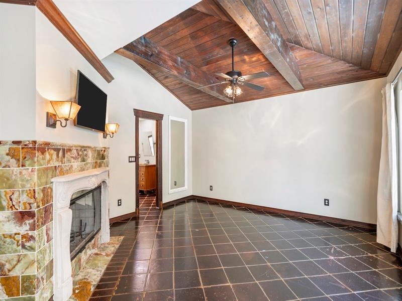 Image 12 of 43 For 805 27th Avenue