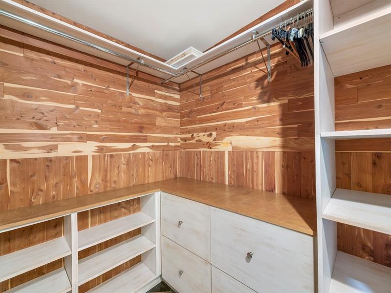 Image 15 of 43 For 805 27th Avenue