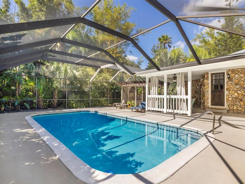 Image 29 of 43 For 805 27th Avenue