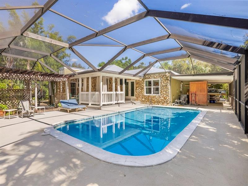 Image 30 of 43 For 805 27th Avenue