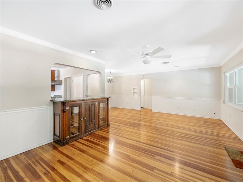 Image 4 of 43 For 805 27th Avenue