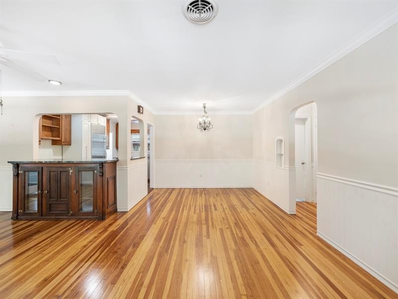 Image 7 of 43 For 805 27th Avenue