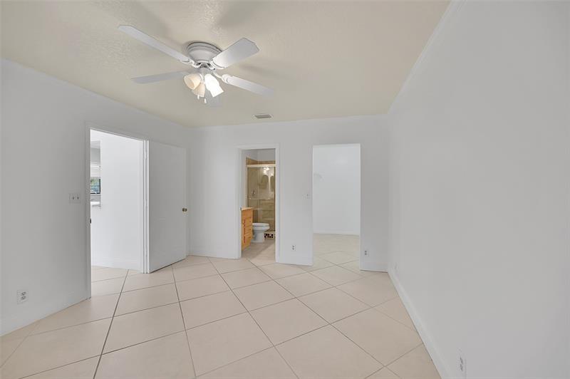 Image 10 of 28 For 12244 Royal Palm Blvd  12244