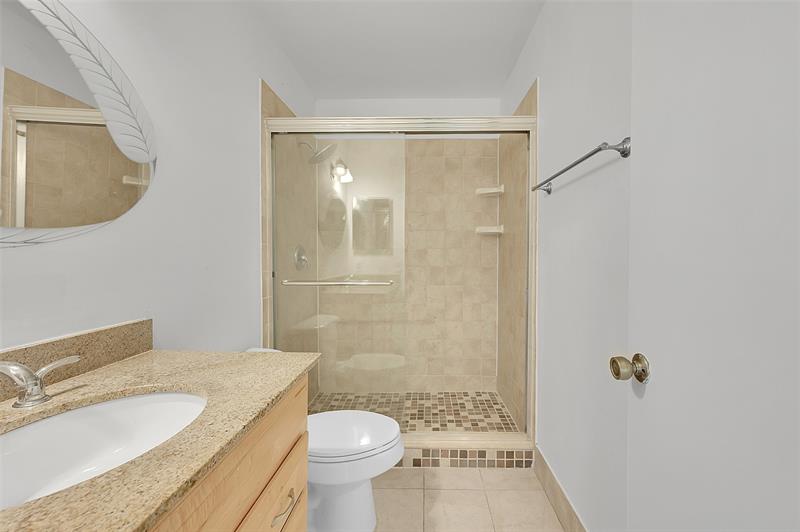 Image 14 of 28 For 12244 Royal Palm Blvd  12244