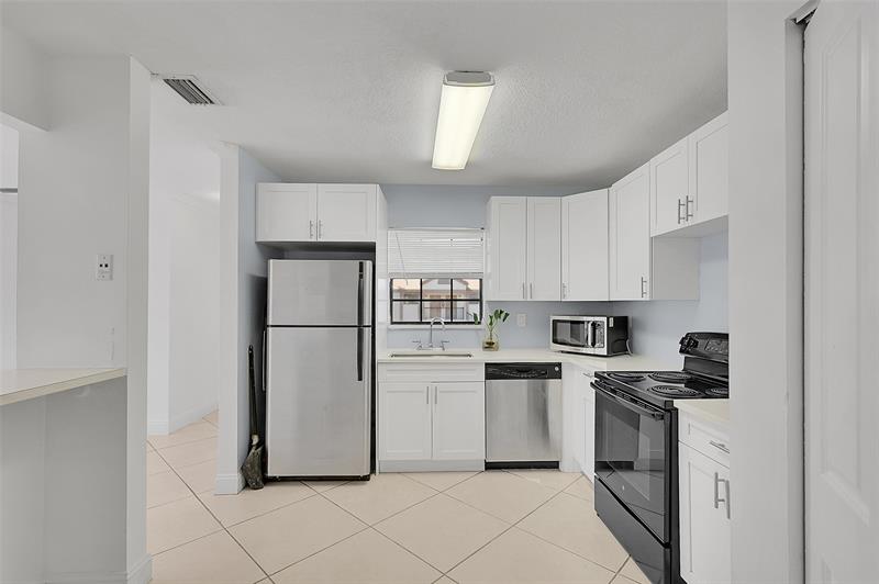 Image 3 of 28 For 12244 Royal Palm Blvd  12244