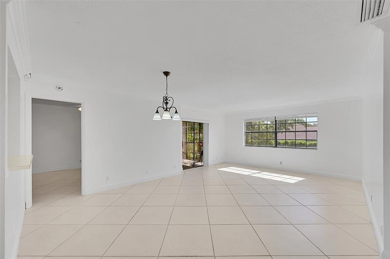 Image 5 of 28 For 12244 Royal Palm Blvd  12244