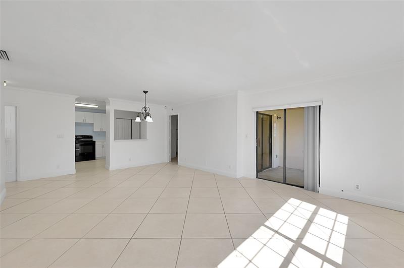 Image 6 of 28 For 12244 Royal Palm Blvd  12244