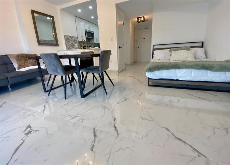 Image 3 of 12 For 1965 Ocean Dr  Mj