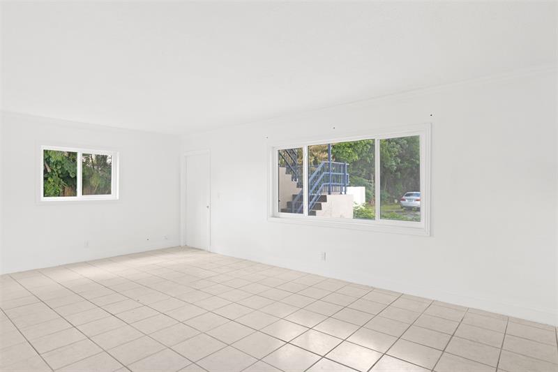 Image 9 of 22 For 817 Lighthouse Dr  A