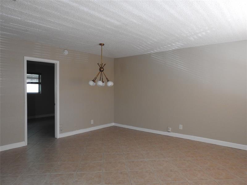 Image 10 of 14 For 1600 3rd Ave  6