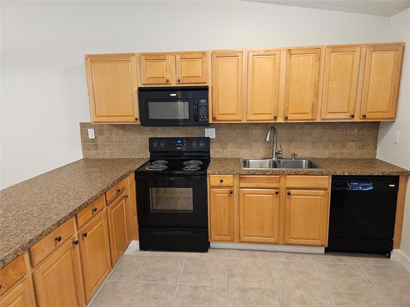 Image 11 of 26 For 4729 4th Ter