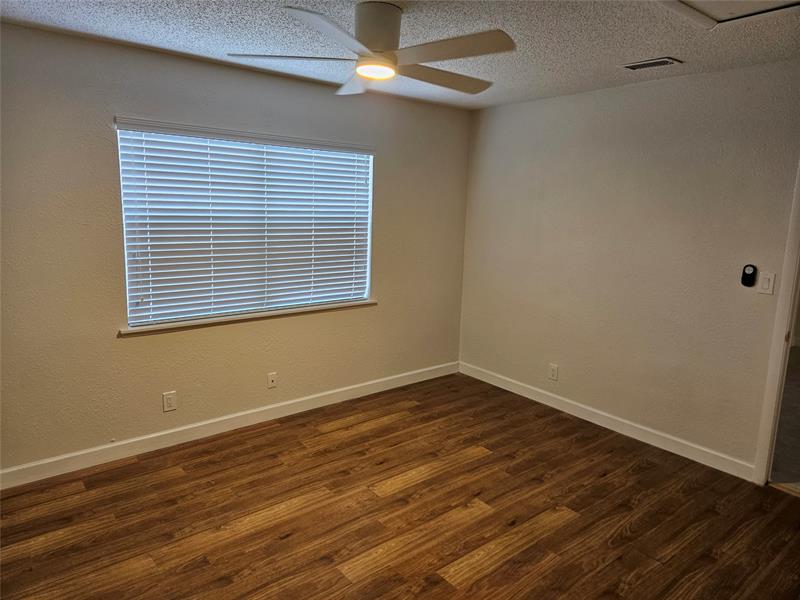 Image 21 of 26 For 4729 4th Ter