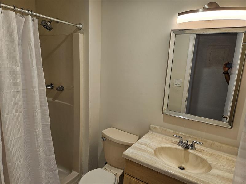 Image 24 of 26 For 4729 4th Ter