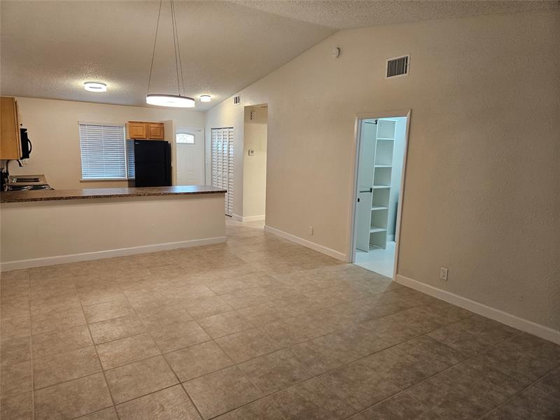 Image 5 of 26 For 4729 4th Ter