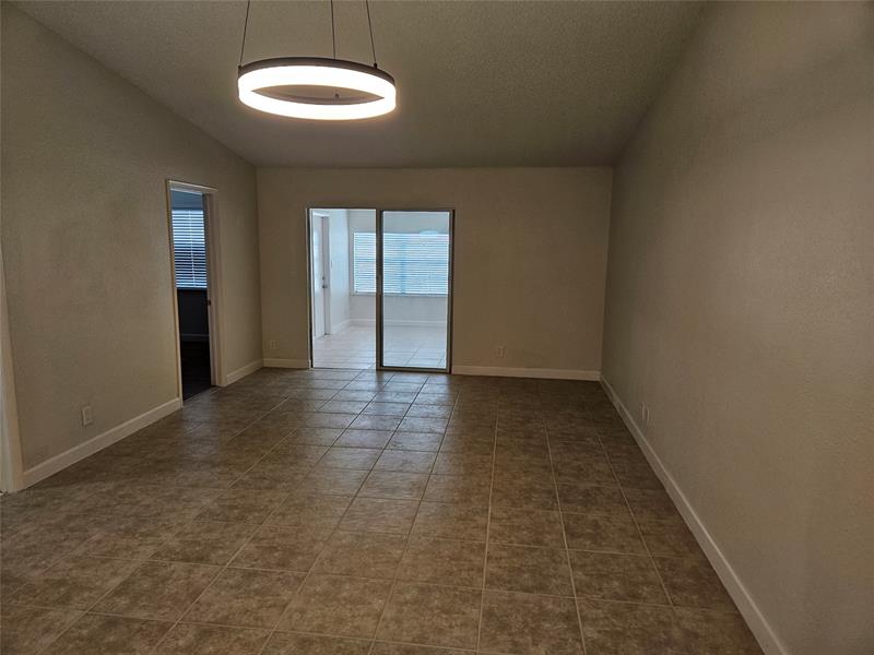 Image 7 of 26 For 4729 4th Ter