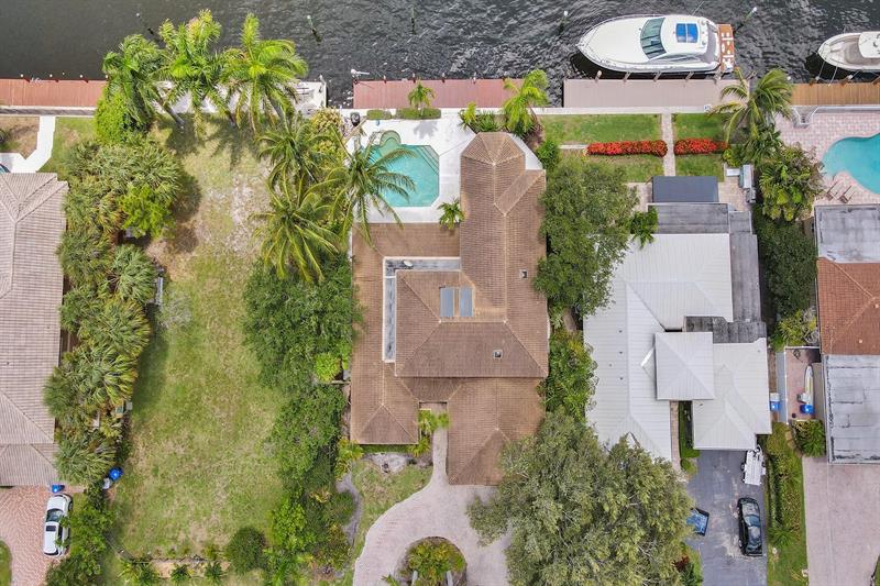 Image 18 of 27 For 2484 12th St