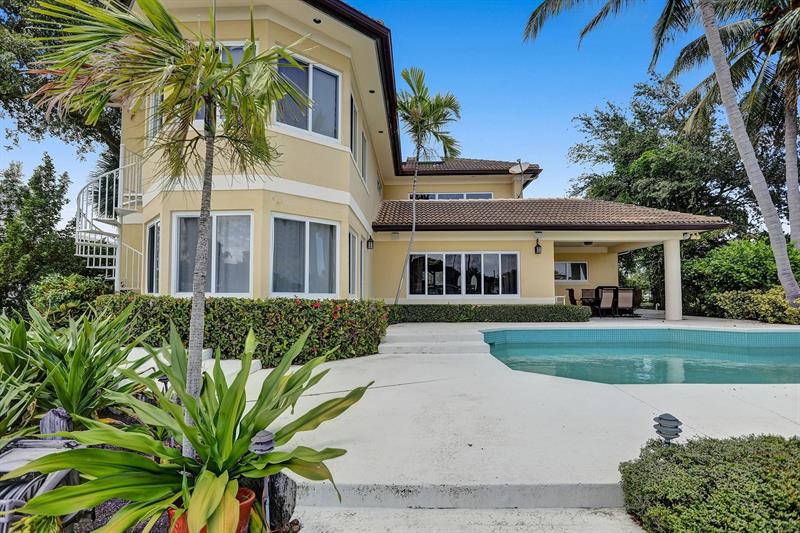 Image 4 of 27 For 2484 12th St