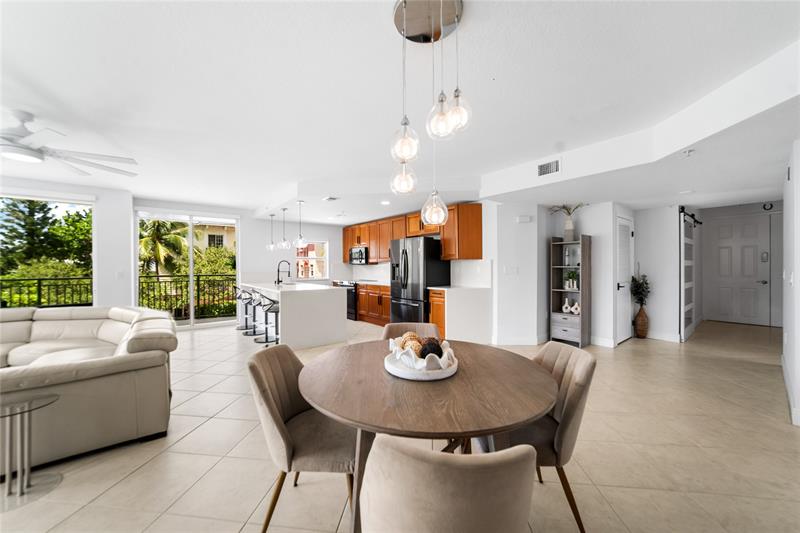 Image 19 of 63 For 3210 5th Street  203