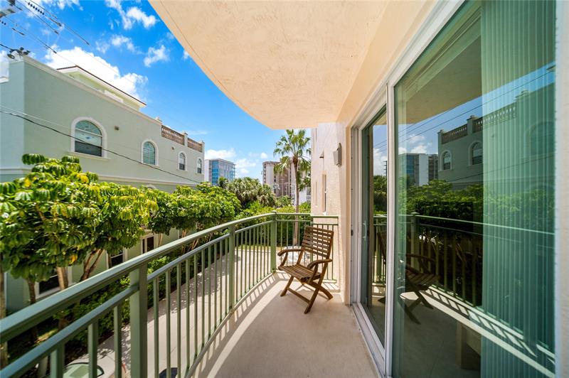 Image 25 of 63 For 3210 5th Street  203