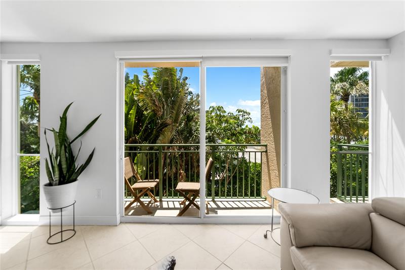 Image 31 of 63 For 3210 5th Street  203