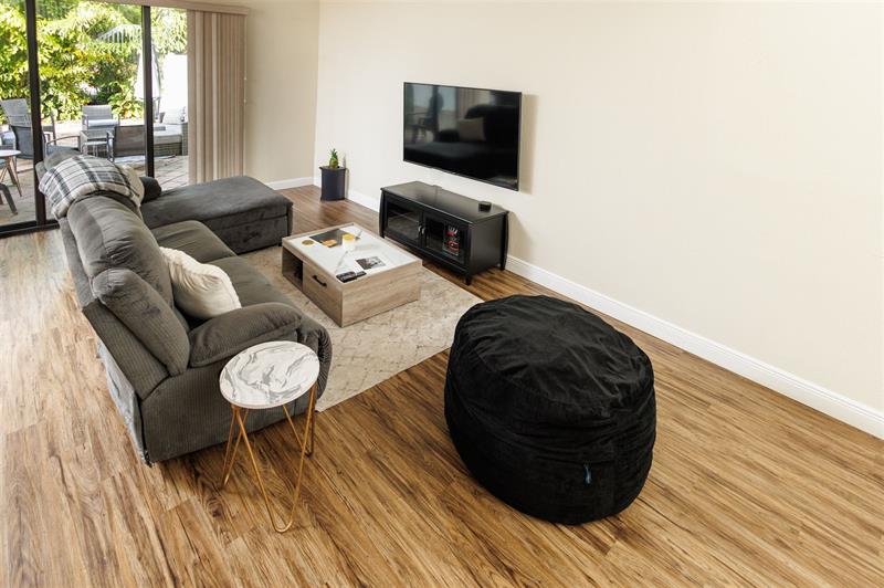 Image 12 of 28 For 5698 Santiago Cir  5698