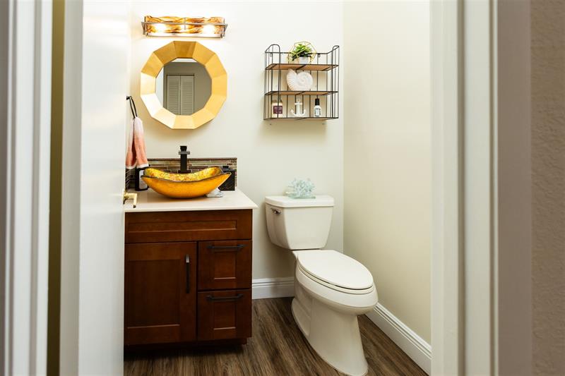 Image 18 of 28 For 5698 Santiago Cir  5698