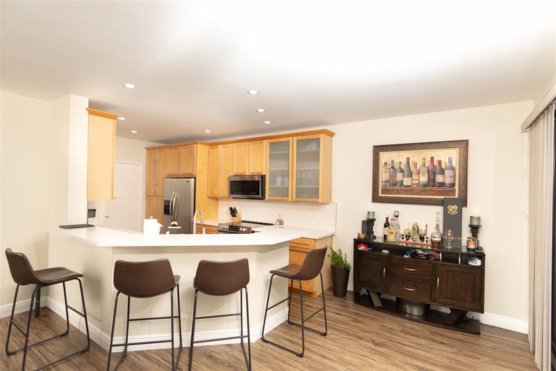 Image 6 of 28 For 5698 Santiago Cir  5698