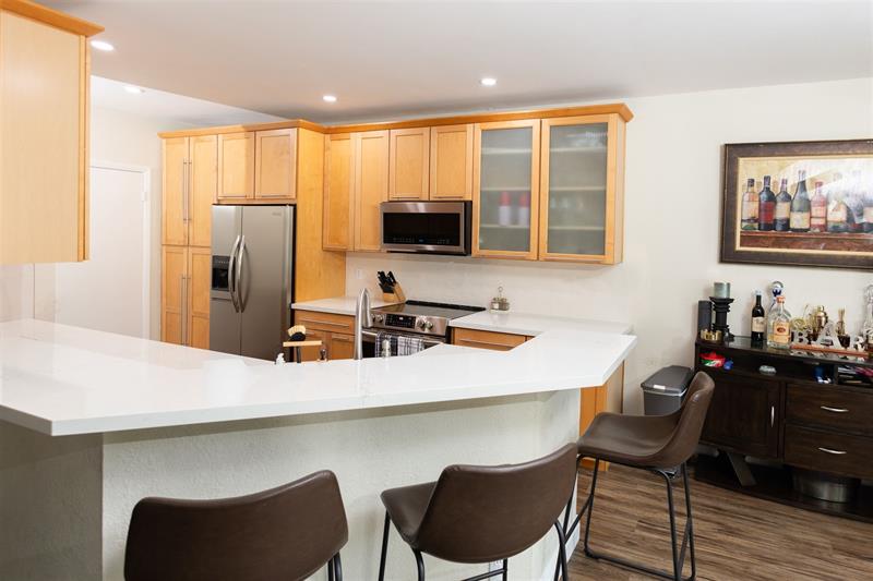 Image 7 of 28 For 5698 Santiago Cir  5698