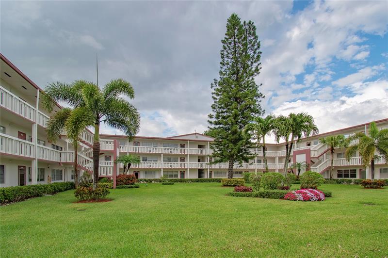 Image 4 of 16 For 436 Fanshaw K 436