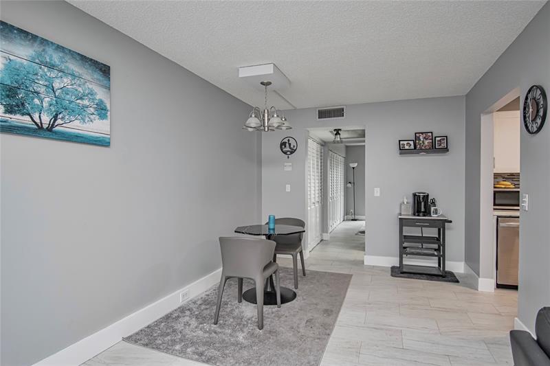 Image 8 of 16 For 436 Fanshaw K 436