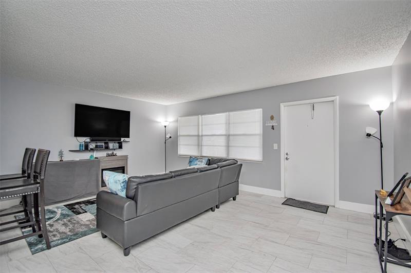 Image 9 of 16 For 436 Fanshaw K 436