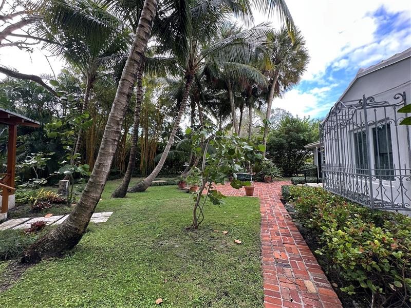 Image 11 of 16 For 410 16th Avenue