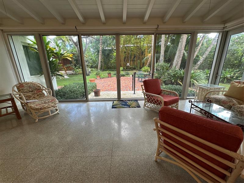 Image 8 of 16 For 410 16th Avenue