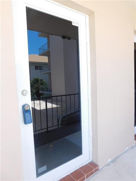 Image 24 of 29 For 1481 Ocean Blvd 222b