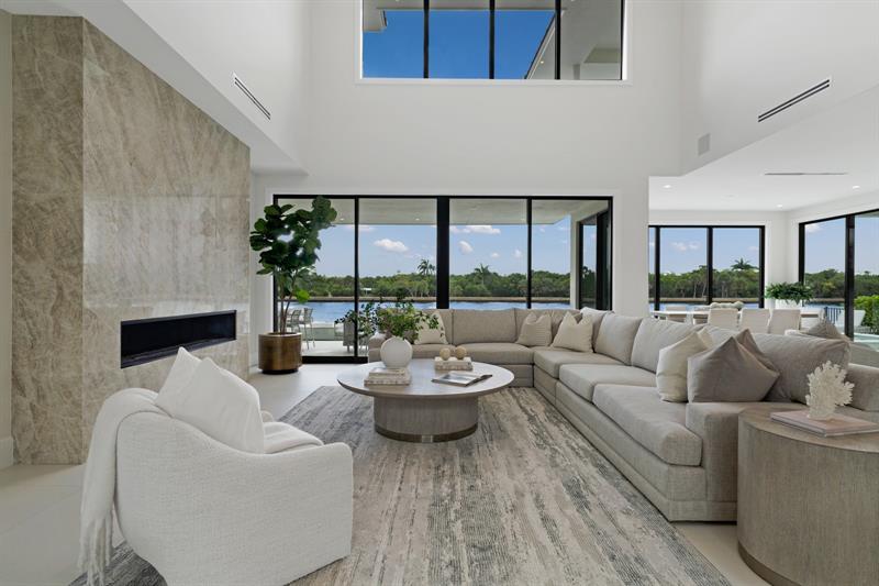 Image 15 of 60 For 2010 Intracoastal Dr