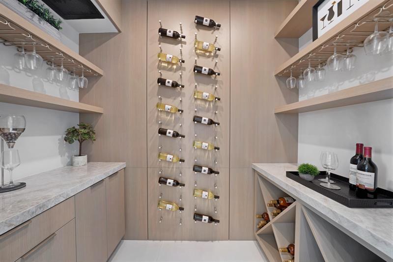 Image 28 of 60 For 2010 Intracoastal Dr