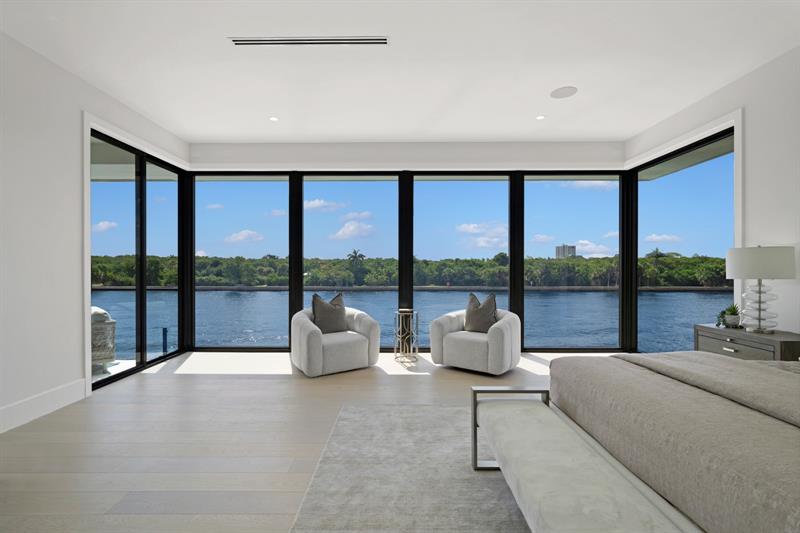 Image 37 of 60 For 2010 Intracoastal Dr