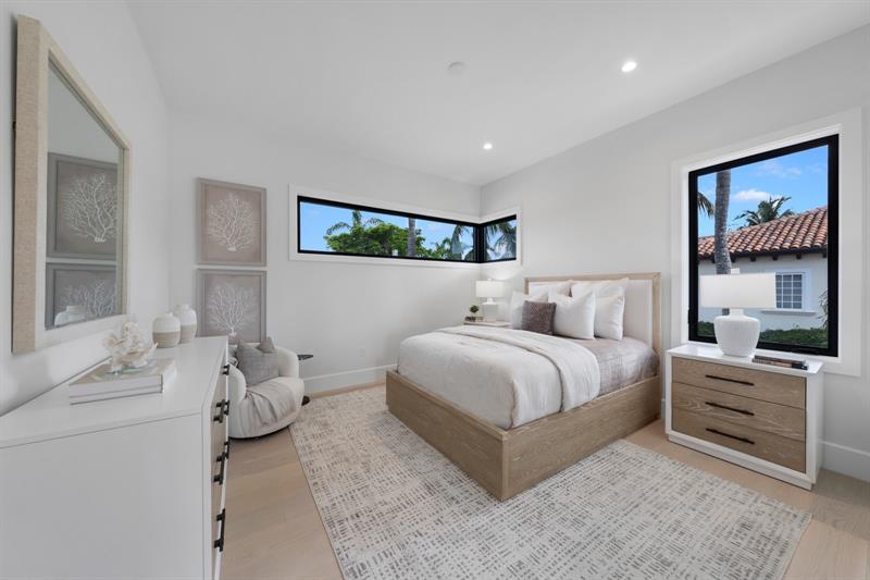 Image 46 of 60 For 2010 Intracoastal Dr