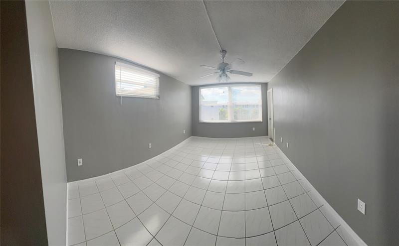 Image 11 of 21 For 1701 191st St  413