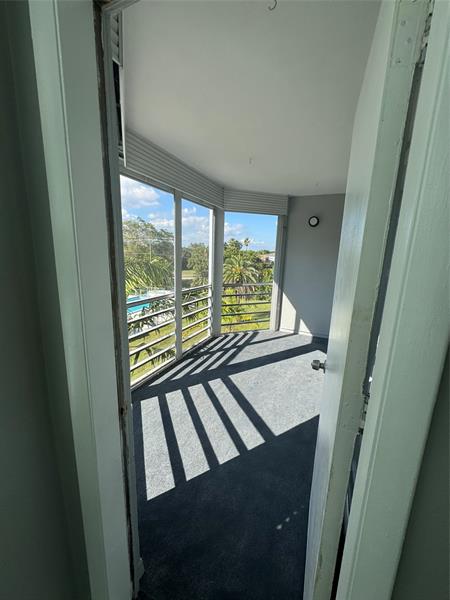 Image 13 of 21 For 1701 191st St  413