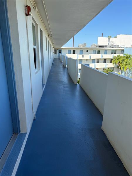 Image 19 of 21 For 1701 191st St  413