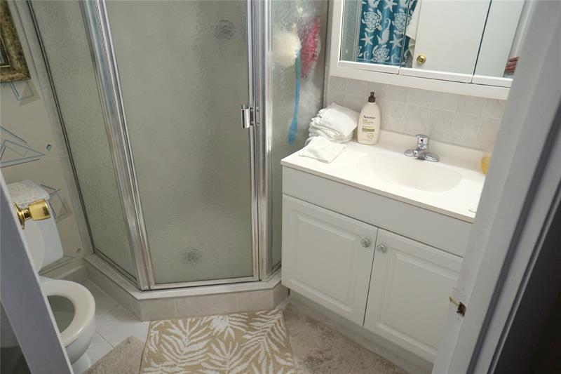 Image 16 of 44 For 3400 48th Ave  502