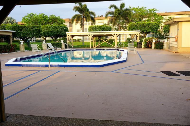 Image 25 of 44 For 3400 48th Ave  502