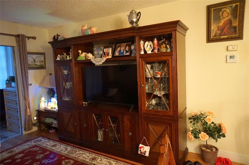 Image 7 of 44 For 3400 48th Ave  502