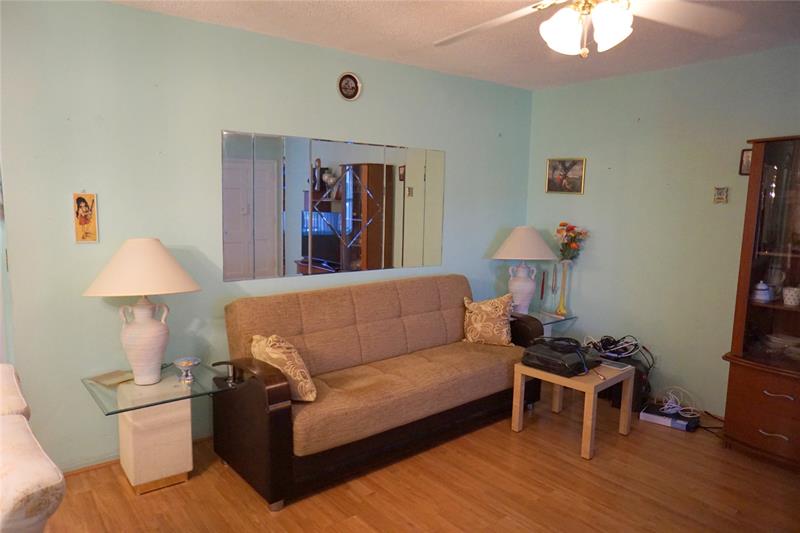 Image 18 of 35 For 160 8th Ave 25 B