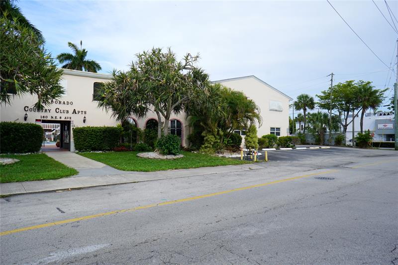 Image 7 of 35 For 160 8th Ave 25 B