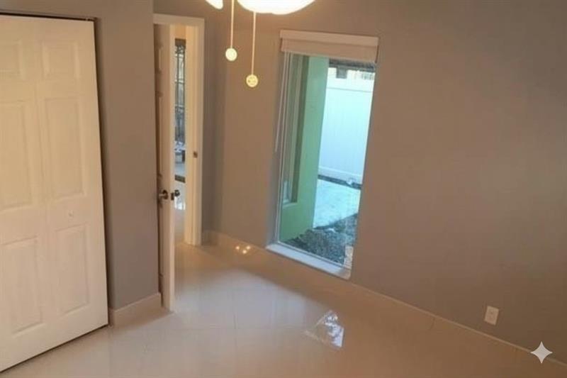 Image 10 of 10 For 704 23rd Ave  2