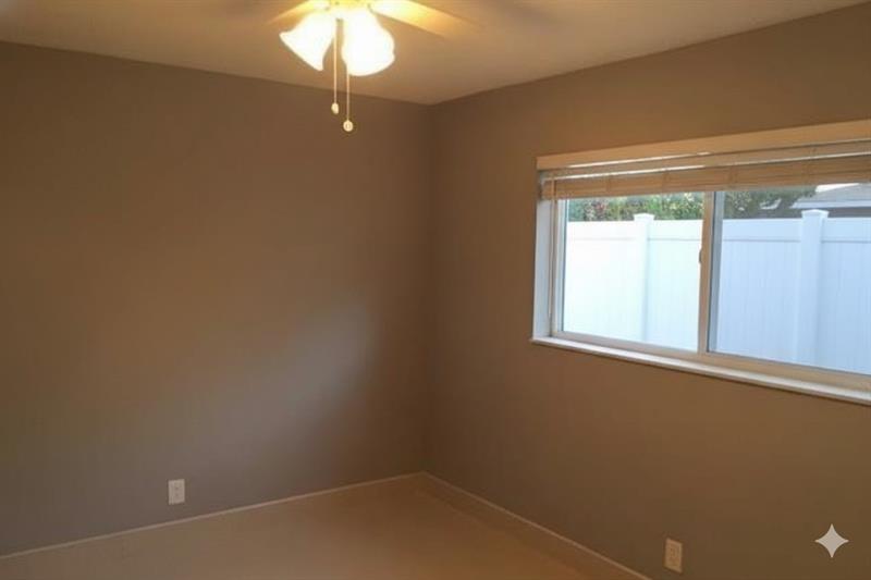 Image 5 of 10 For 704 23rd Ave  2