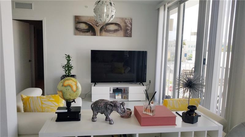 Image 11 of 33 For 2651 212th Ter  302