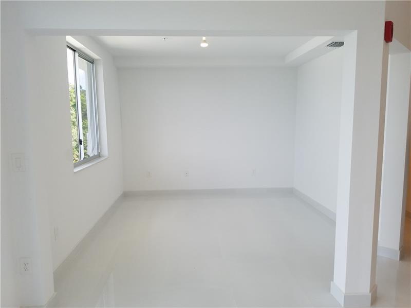 Image 14 of 33 For 2651 212th Ter  302